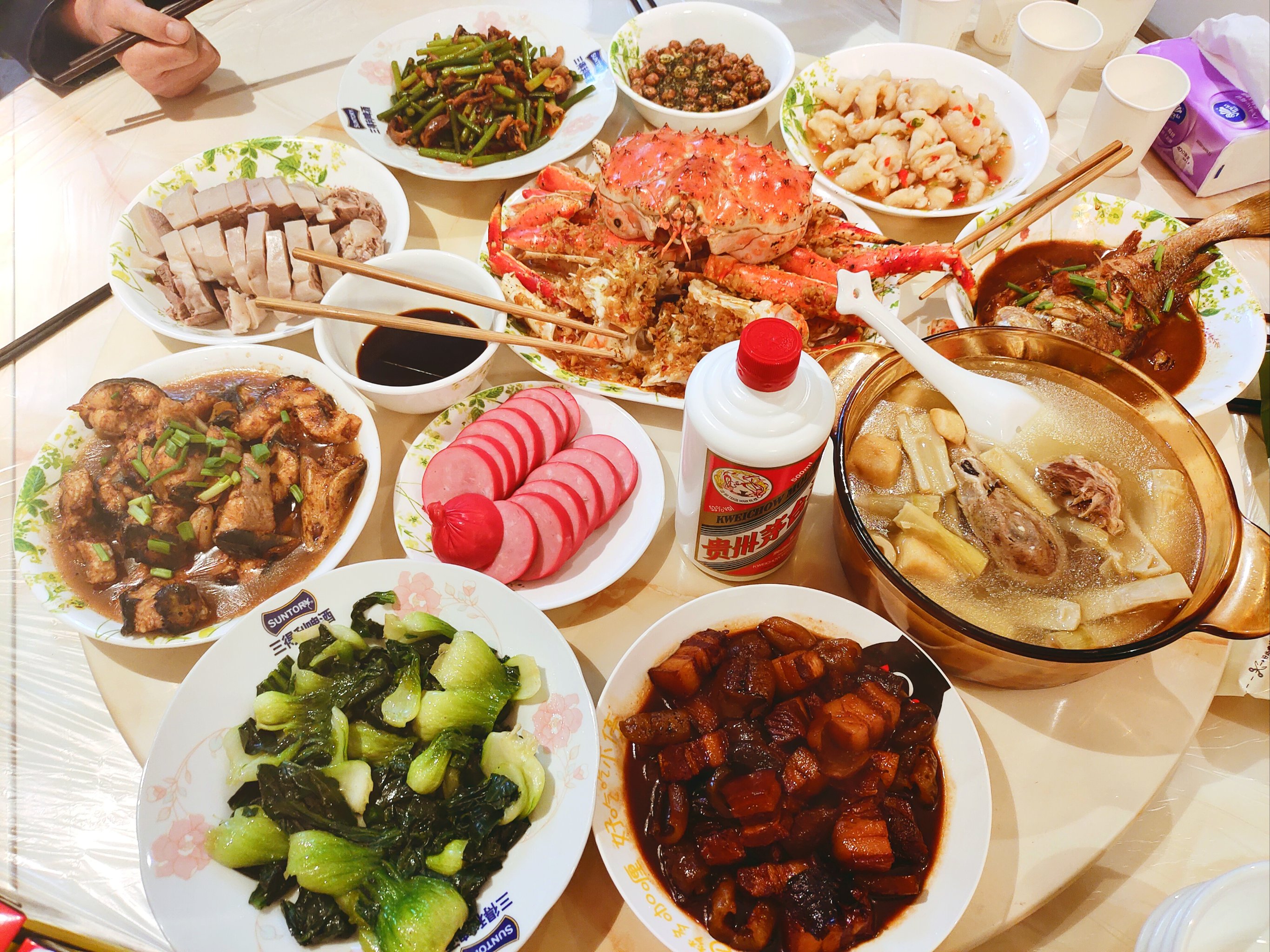 過年的年夜飯上怎么能少的了一瓶好酒!