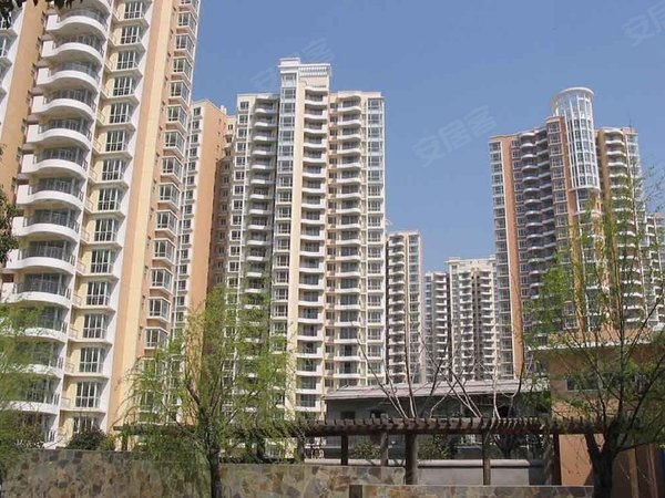 誰知曉上海天山河畔花園小區(qū)怎么樣