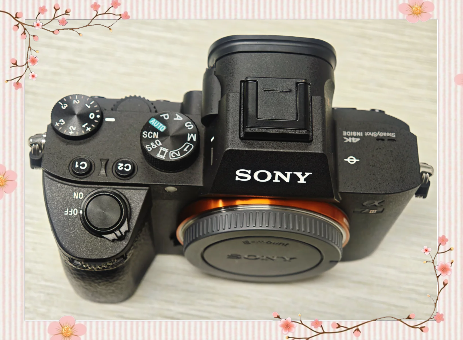 索尼(SONY)A57數(shù)碼相機(jī)外觀性能評(píng)測