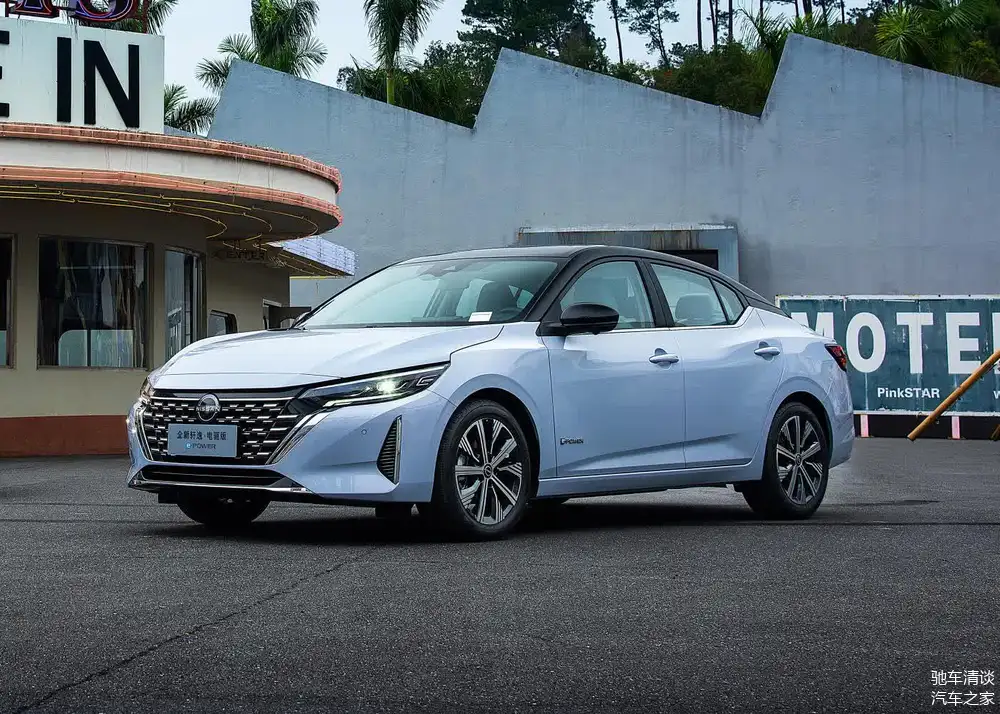 日產(chǎn)軒逸2023款超混電驅(qū)全電驅(qū)大屏版報(bào)價(jià)_參數(shù)_圖片