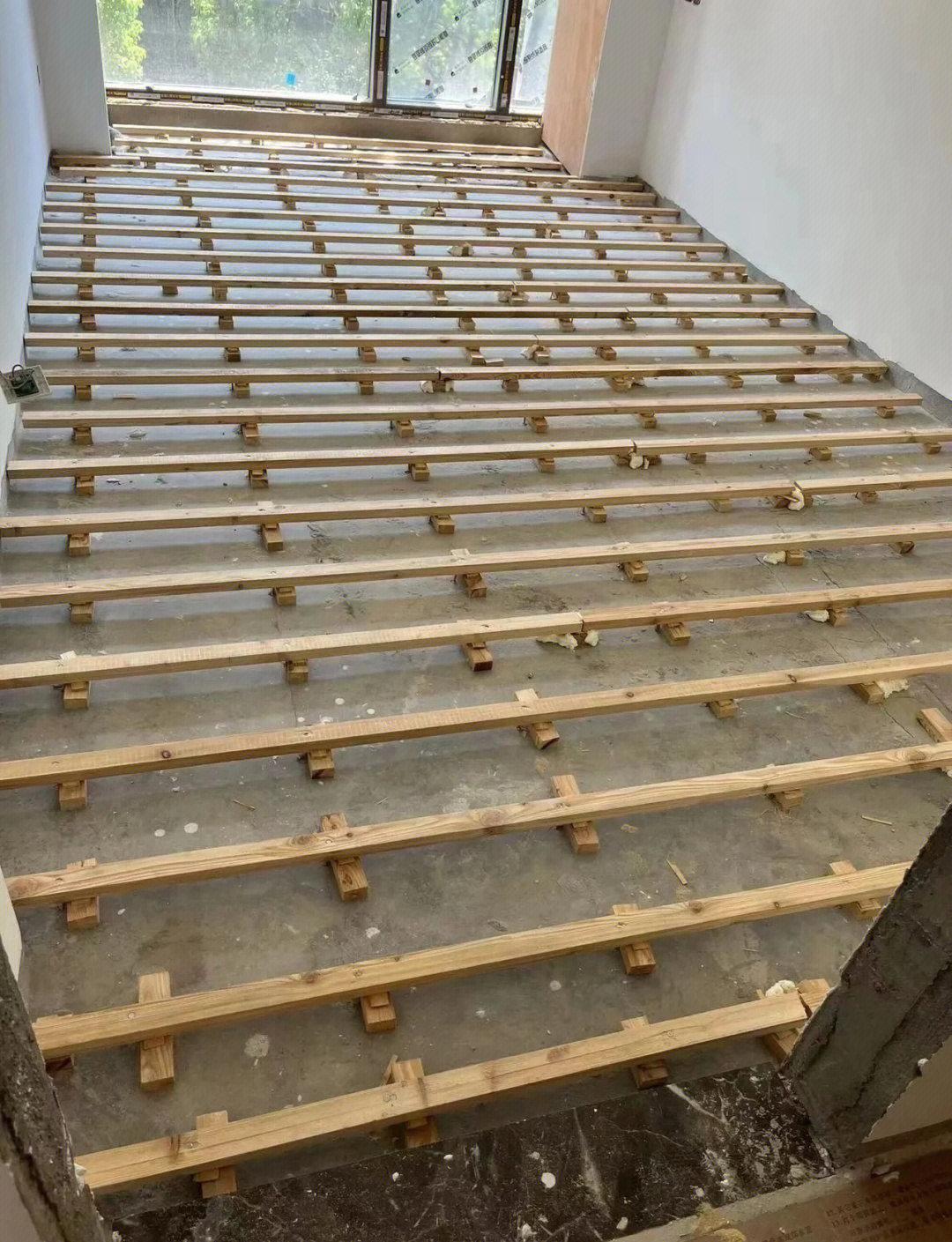 木地板為什么要鋪龍骨有什么功效