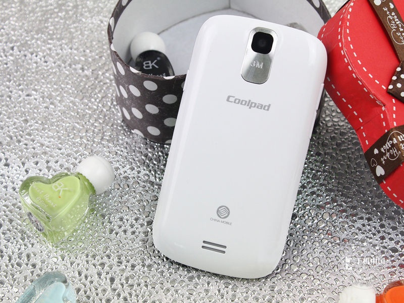 酷派(Coolpad)7296聯(lián)通版手機屏幕評測