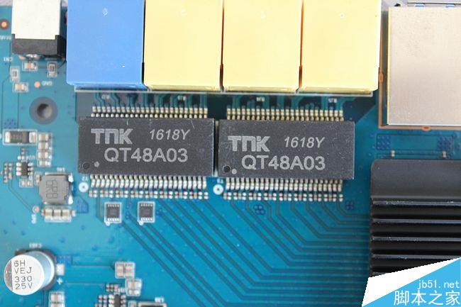 誰用過極路由4的增強版啊,和極四具體是什么不同啊。