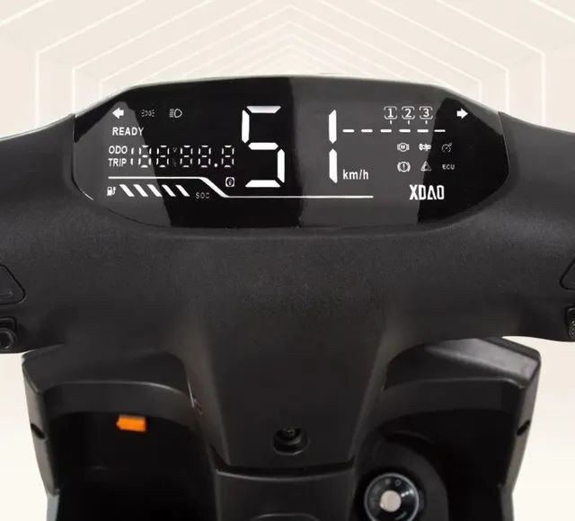 請問電動車表盤上左邊是H,右邊是F,各代表什么?