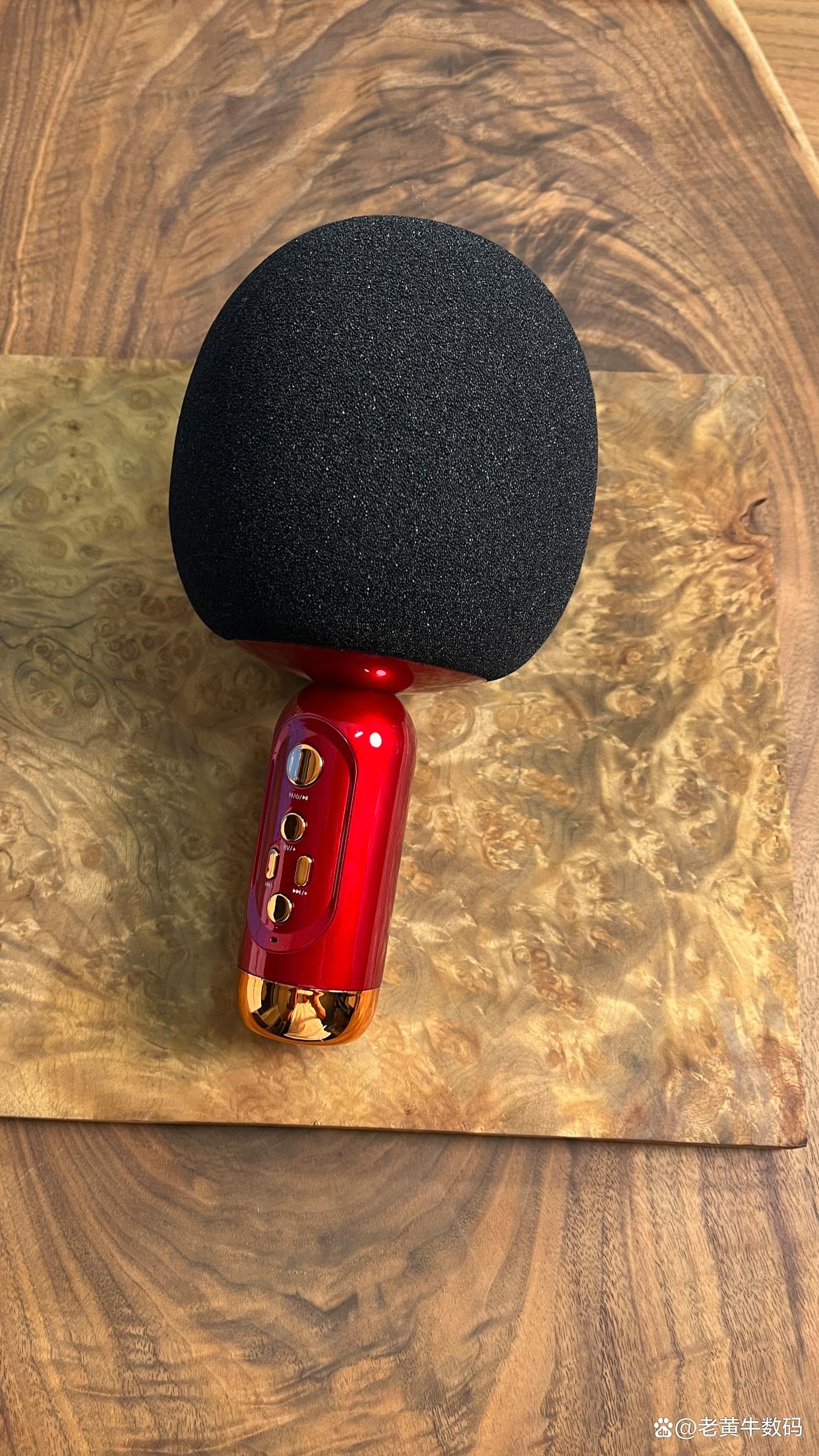 我對麥克風說話,音箱也放出我的聲音腫么關閉?