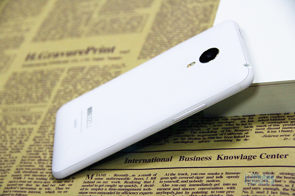 魅族(MEIZU)MX4雙4G手機(jī)整體外觀評測